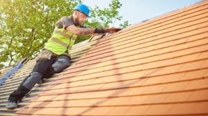 Best Roof Leak Repair  in Gladstone, MI